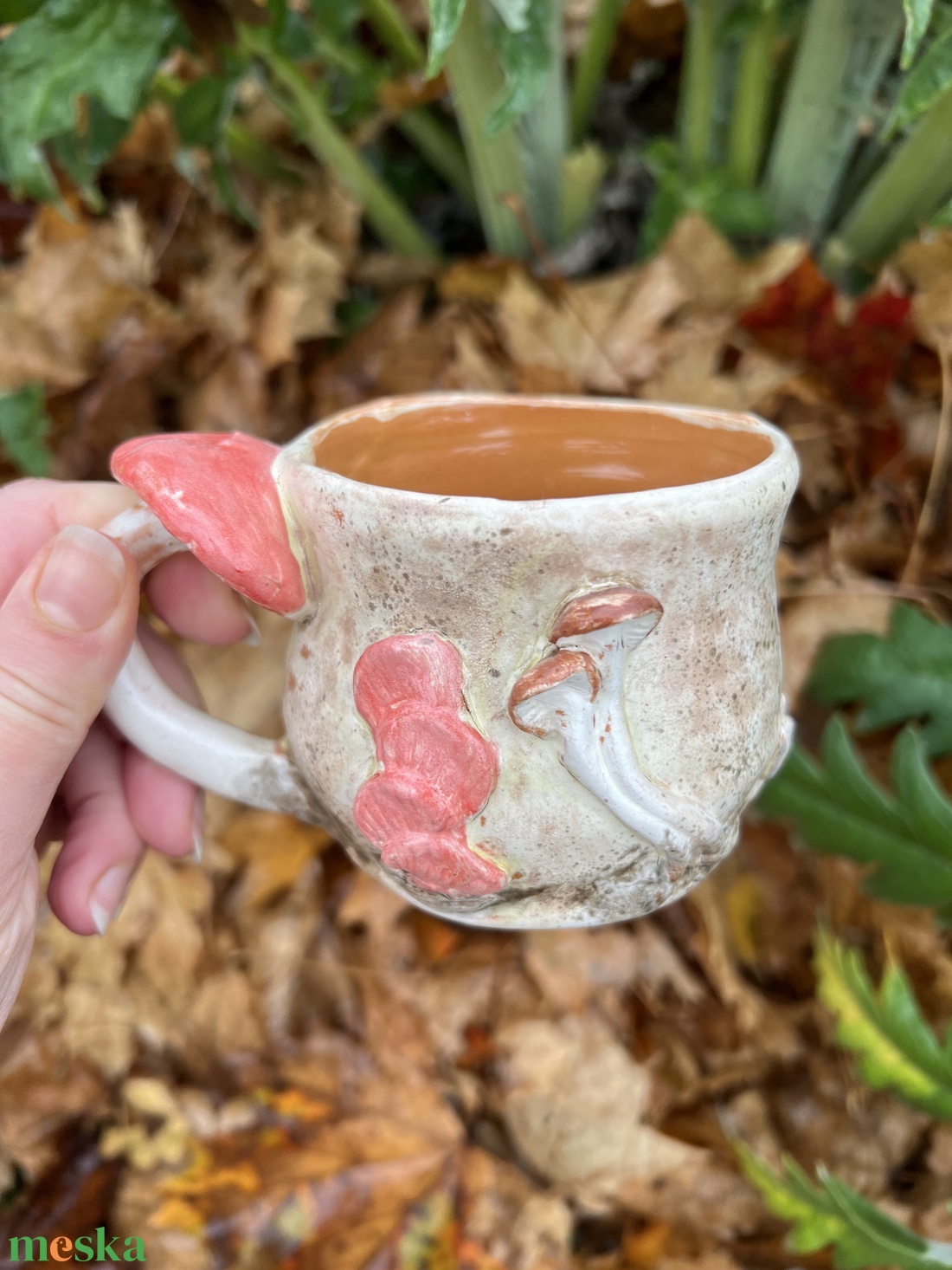 Boszorkány erdei bögre  kézzel készült kerámia csésze gombával, mohával és zuzmóval - otthon & életmód - konyhafelszerelés, tálalás - tálalás - bögre & csésze - Meska.hu