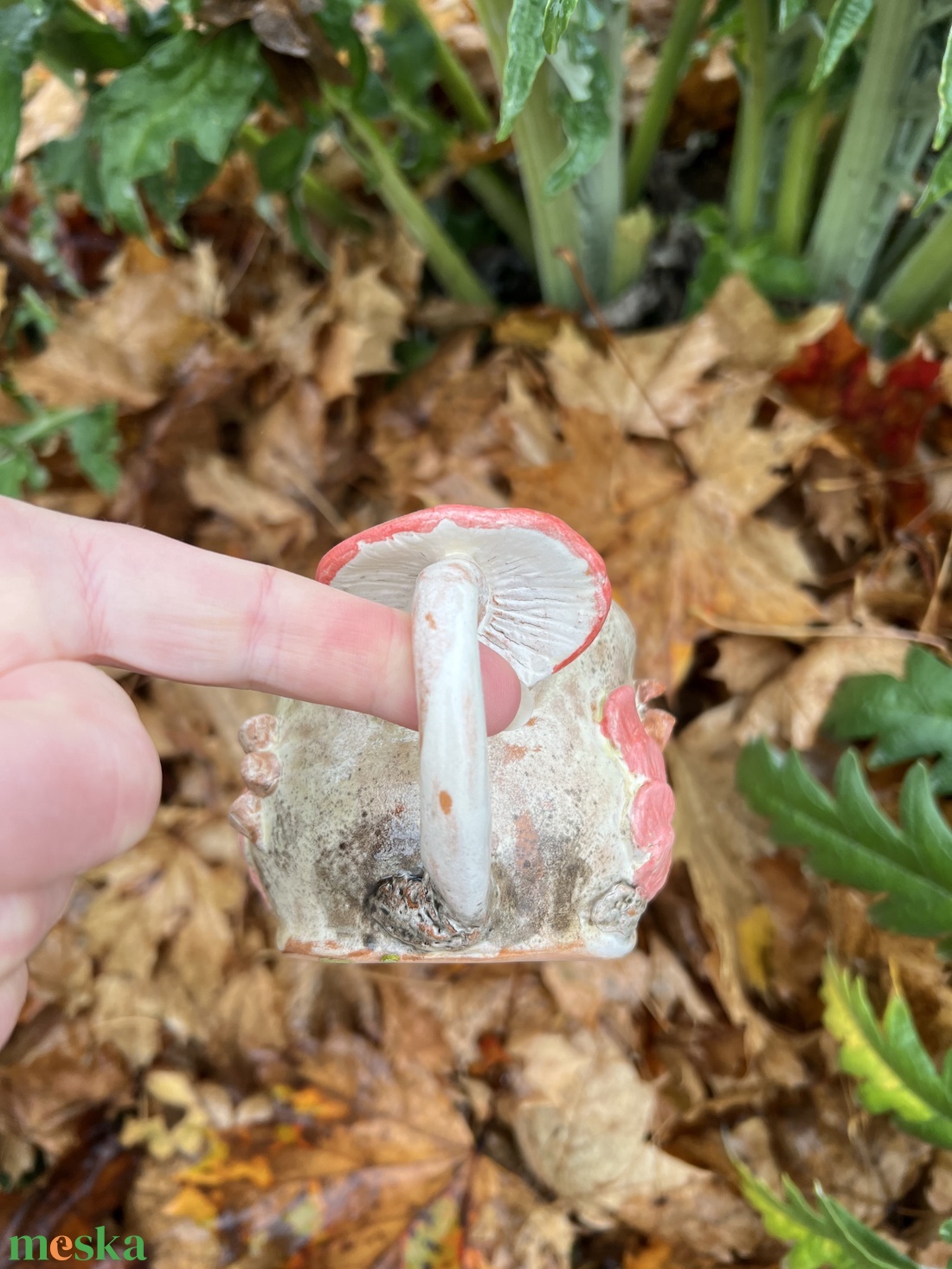 Boszorkány erdei bögre  kézzel készült kerámia csésze gombával, mohával és zuzmóval - otthon & életmód - konyhafelszerelés, tálalás - tálalás - bögre & csésze - Meska.hu