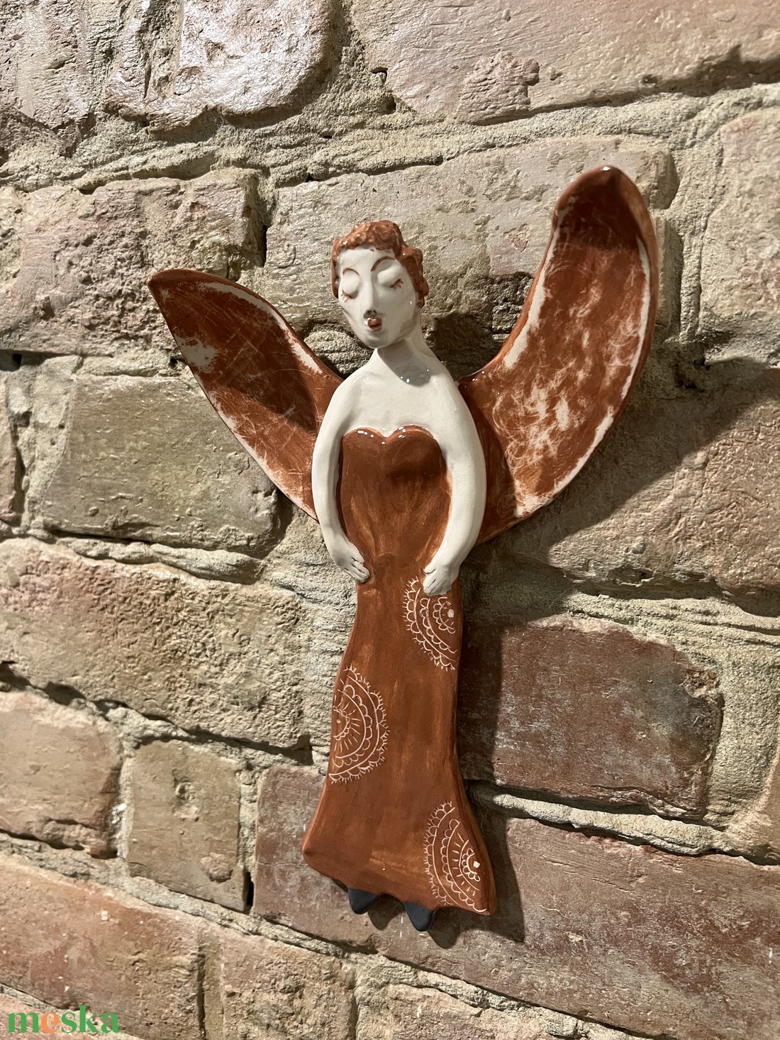 Kézzel készített kerámia falidísz  Angyal - otthon & életmód - dekoráció - fali és függő dekoráció - falra akasztható dekor - Meska.hu