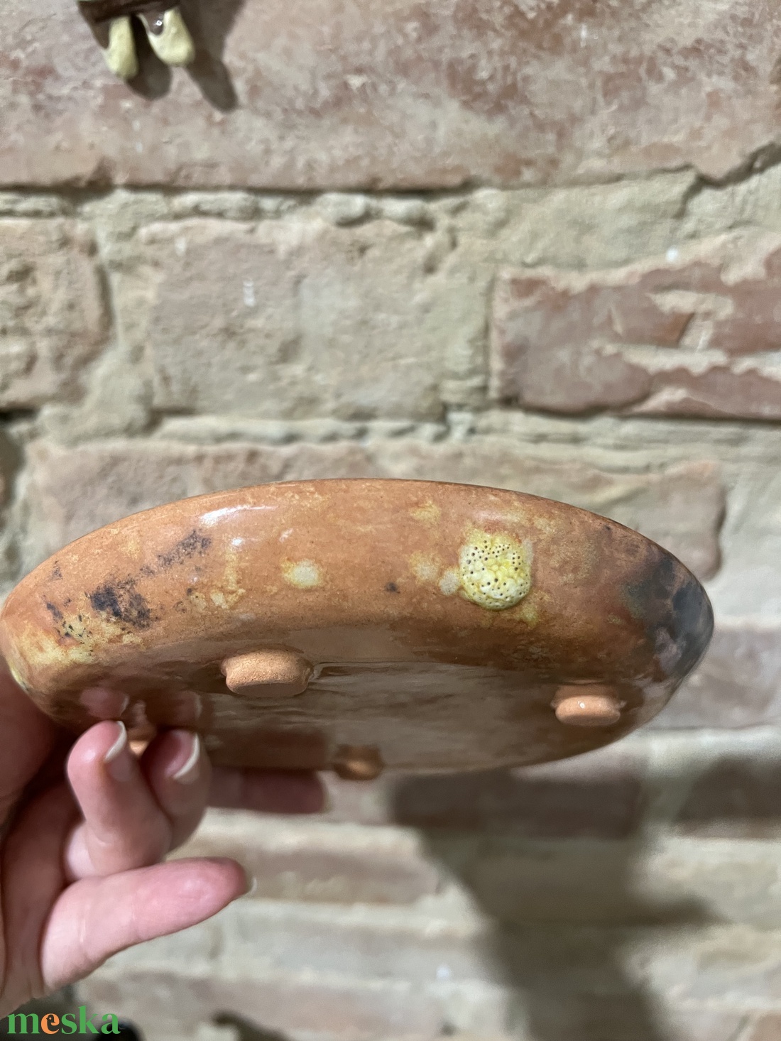 Kézzel festett desszertes tányér  kislány, cica és bambusz (15 cm) - otthon & életmód - konyhafelszerelés, tálalás - tálalás - tányér & étkészlet - Meska.hu