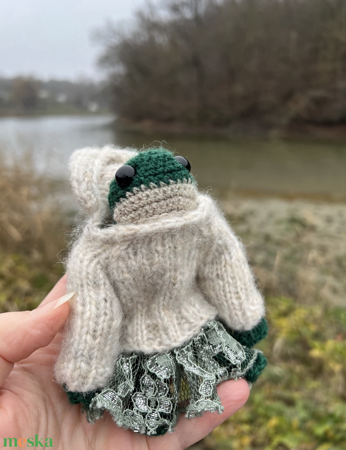 Kézzel Készített Téli Békácska, 13 cm - otthon & életmód - dekoráció - dísztárgy - Meska.hu