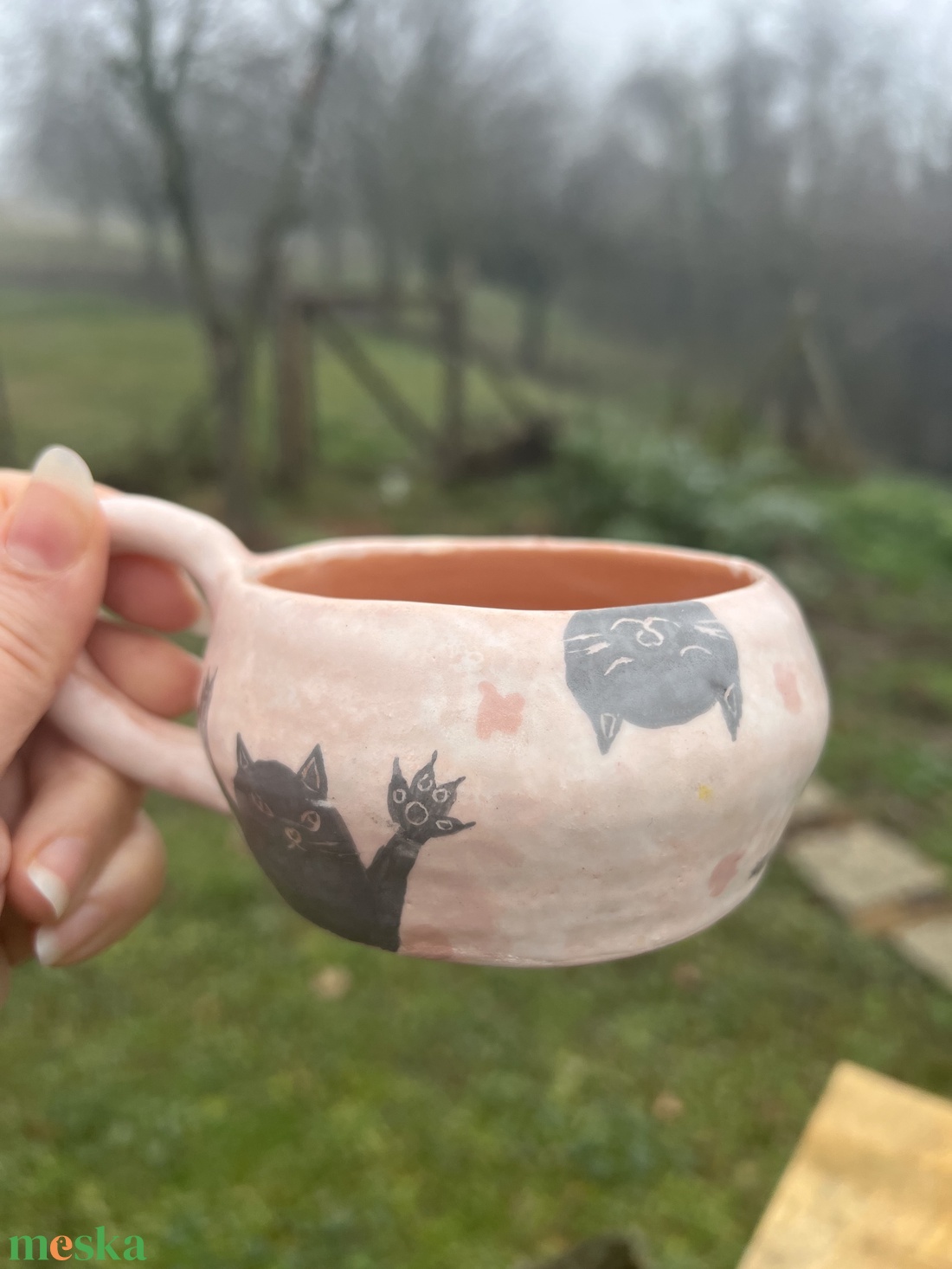 Macskajaj � Kézzel festett egyedi kerámia bögre (360� macskaélmény) - otthon & életmód - konyhafelszerelés, tálalás - tálalás - bögre & csésze - Meska.hu