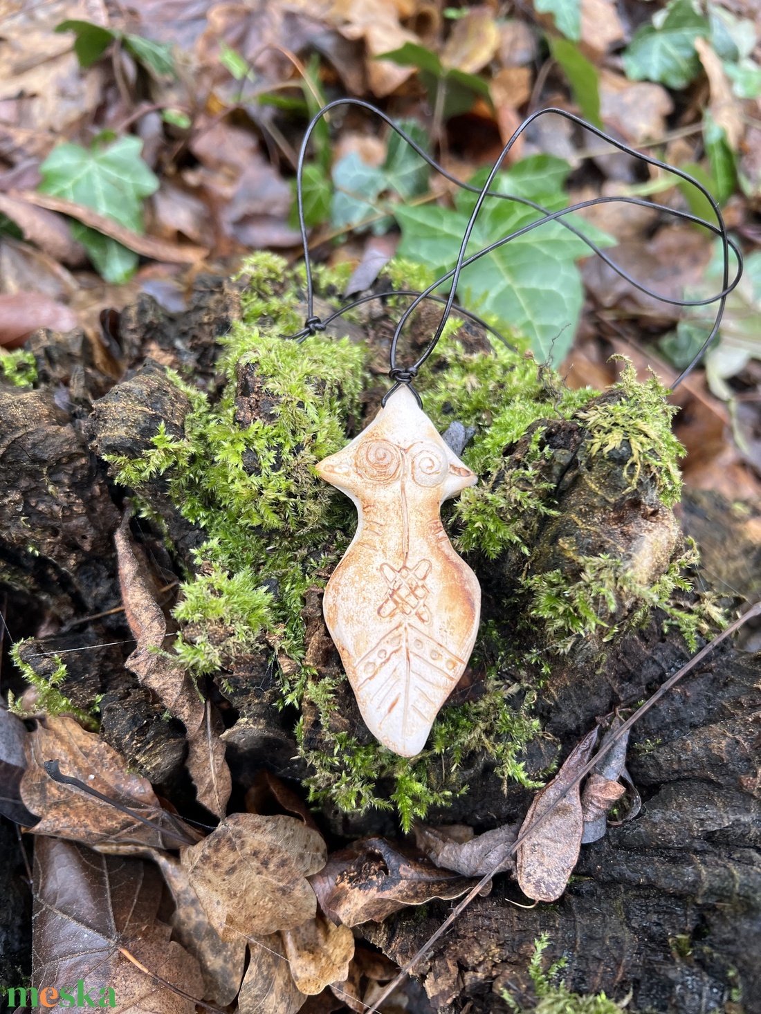 Kézzel készült kerámia medál - Termékenység istennő / Anyaistennő - ékszer - nyaklánc - medálos nyaklánc - Meska.hu