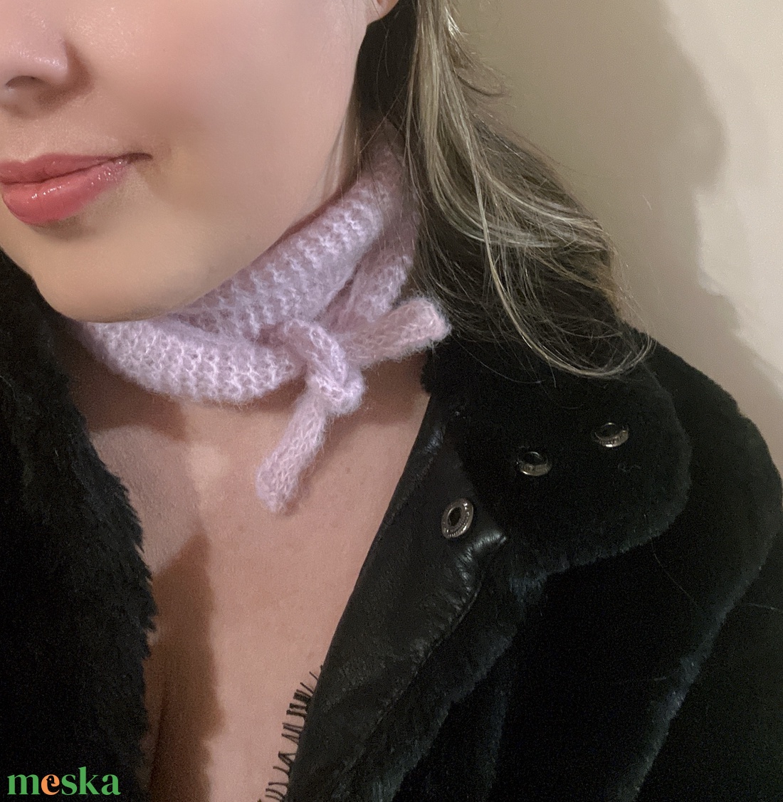 Kézzel kötött Mini Sophie sál - Rózsaszín alpaka és selyem nyakmelegítő - Elegáns ajándék díszdobozban - ruha & divat - sál, sapka, kendő - sál - Meska.hu