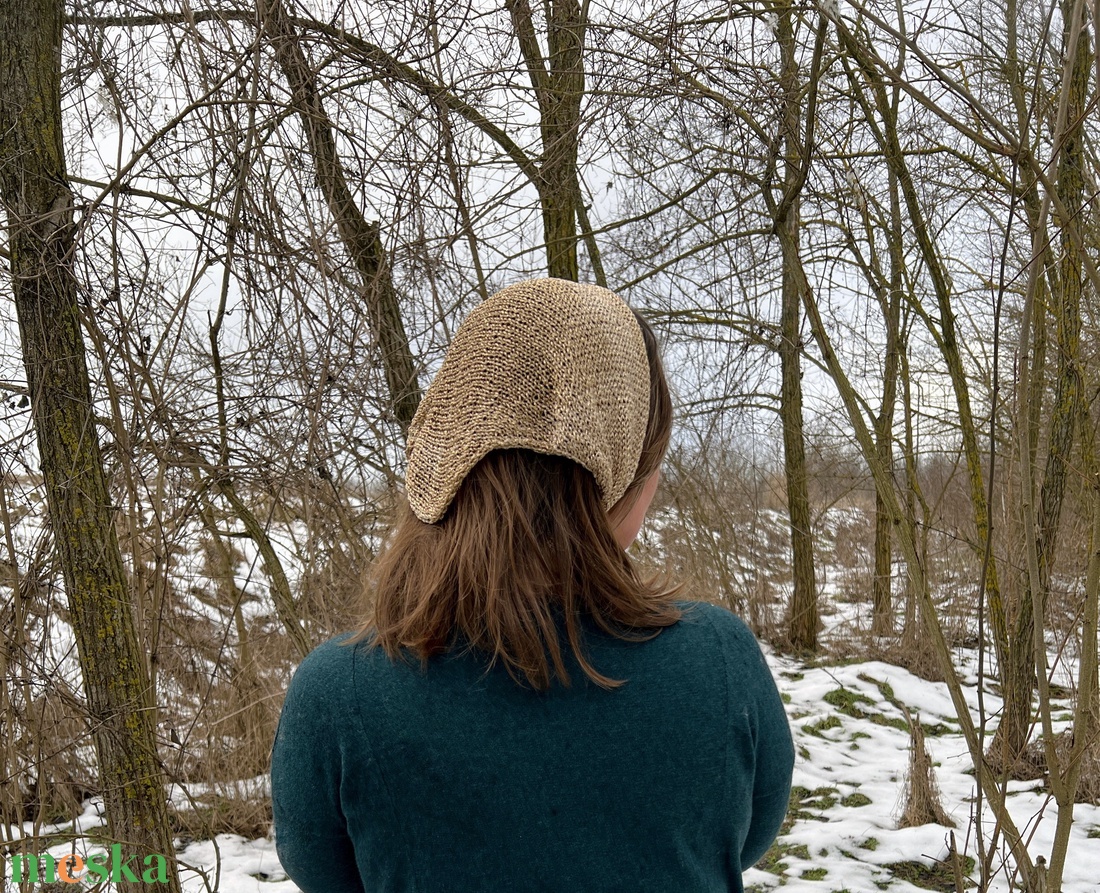 Arany színű, metálfényű kötött kendő  - ruha & divat - sál, sapka, kendő - kendő - Meska.hu