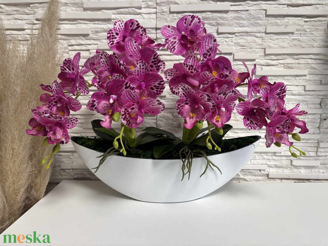 Lila orchidea álom: Elegáns asztaldísz - otthon & életmód - dekoráció - virágdísz és tartó - csokor & virágdísz - Meska.hu Lila orchidea álom: Elegáns asztaldísz - otthon & életmód - dekoráció - virágdísz és tartó - csokor & virágdísz - Meska.hu