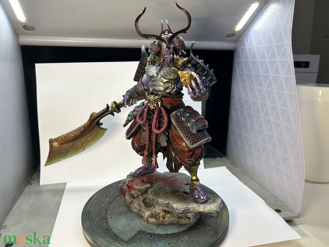 Kézzel festett Tenjin figura japán mitológia és fantasy rajongóknak - otthon & életmód - dekoráció - dísztárgy - Meska.hu