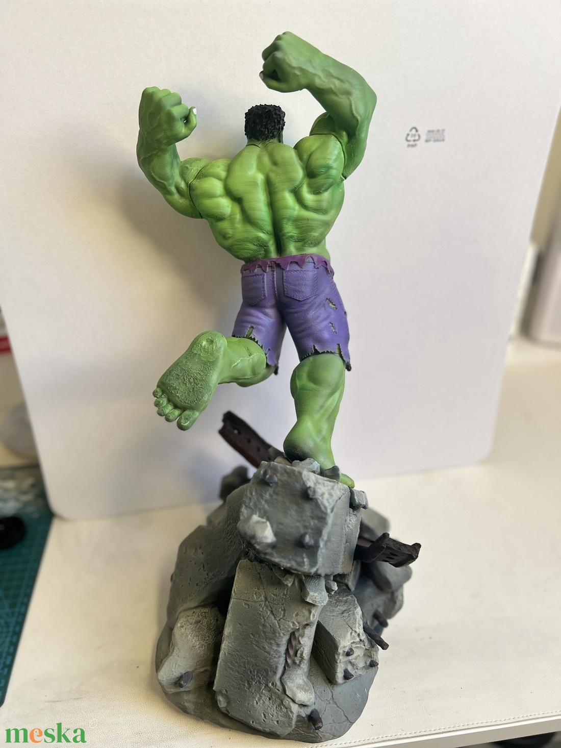 Kézzel festett 45 cm Hulk figura  Marvel rajongóknak! - otthon & életmód - dekoráció - dísztárgy - Meska.hu