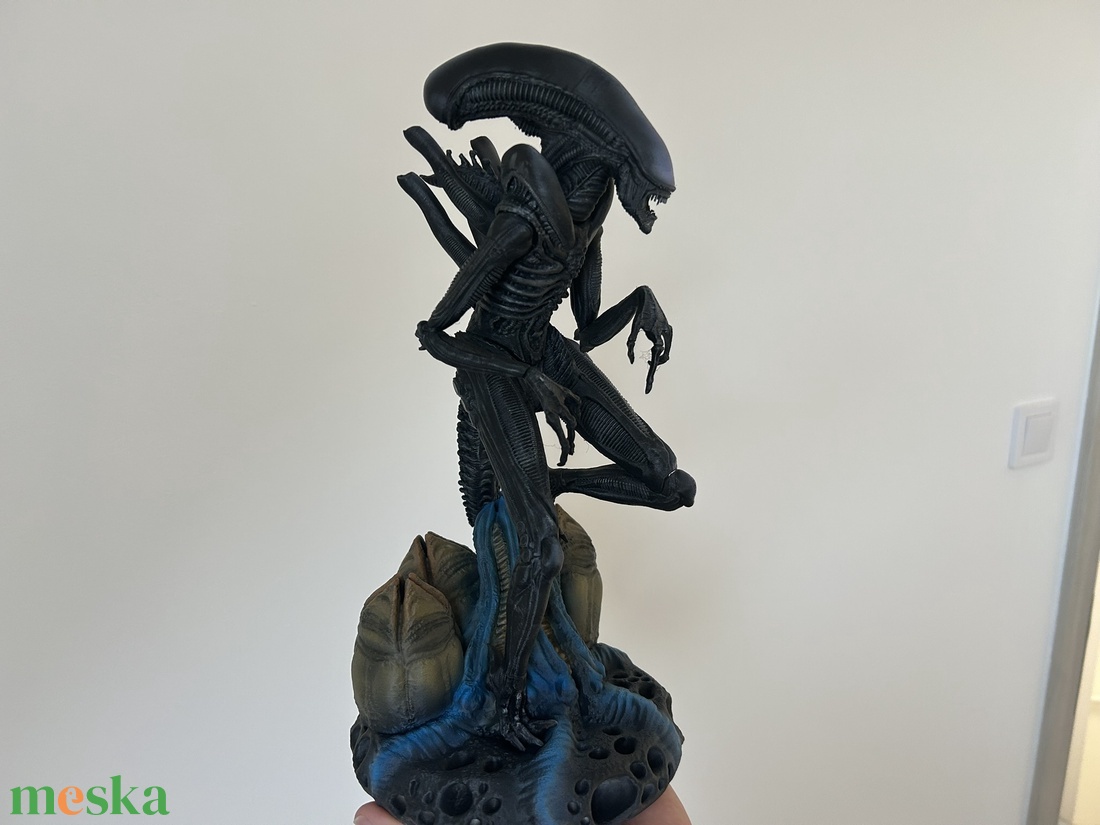  Egyedi, kézzel festett Xenomorph figura  Alien rajongóknak és gyűjtőknek! - otthon & életmód - dekoráció - dísztárgy - Meska.hu