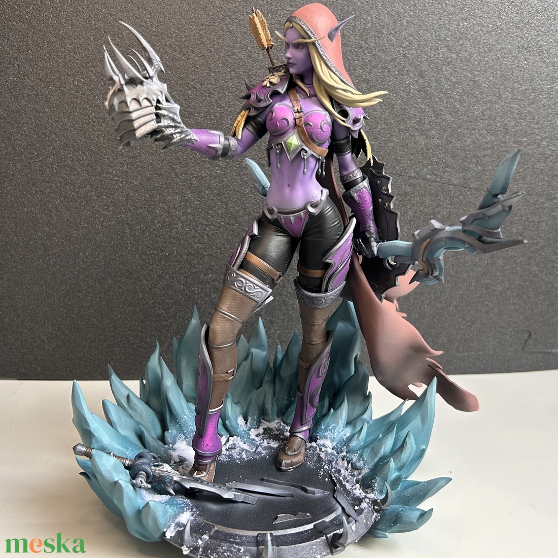 Sylvanas Windrunner � World of Warcraft kézzel festett prémium műgyanta szobor (1/8 méretarány) - otthon & életmód - dekoráció - asztal és polc dekoráció - könyvszobor - Meska.hu