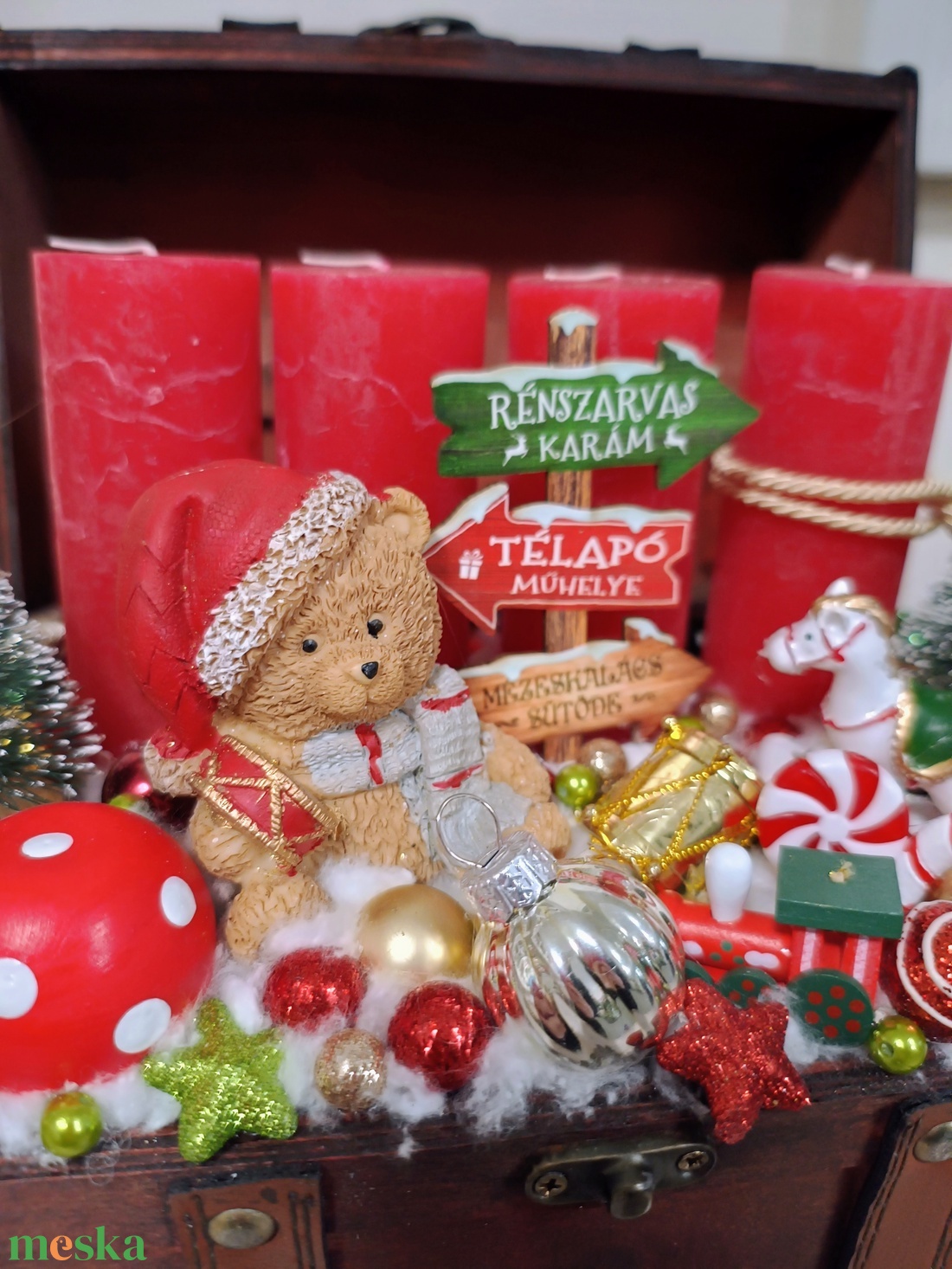 Bőröndös macis piros gyertyás asztali dísz adventi dísz - karácsony - adventi díszek - adventi asztaldísz - Meska.hu