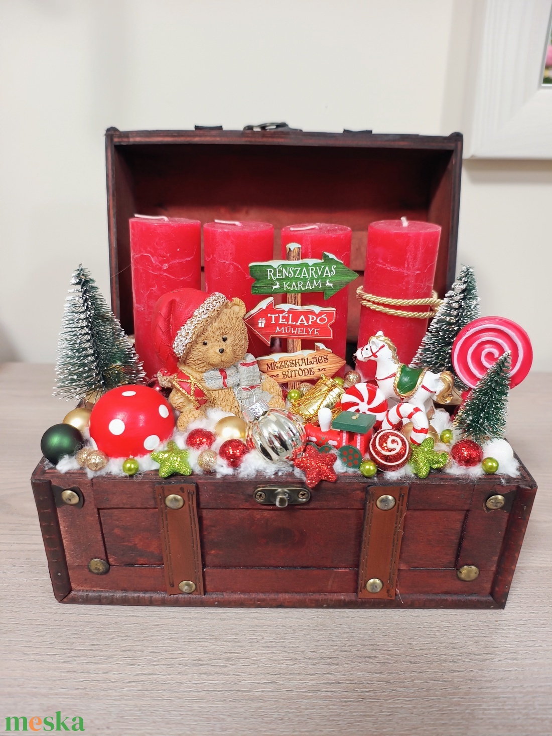 Bőröndös macis piros gyertyás asztali dísz adventi dísz - karácsony - adventi díszek - adventi asztaldísz - Meska.hu