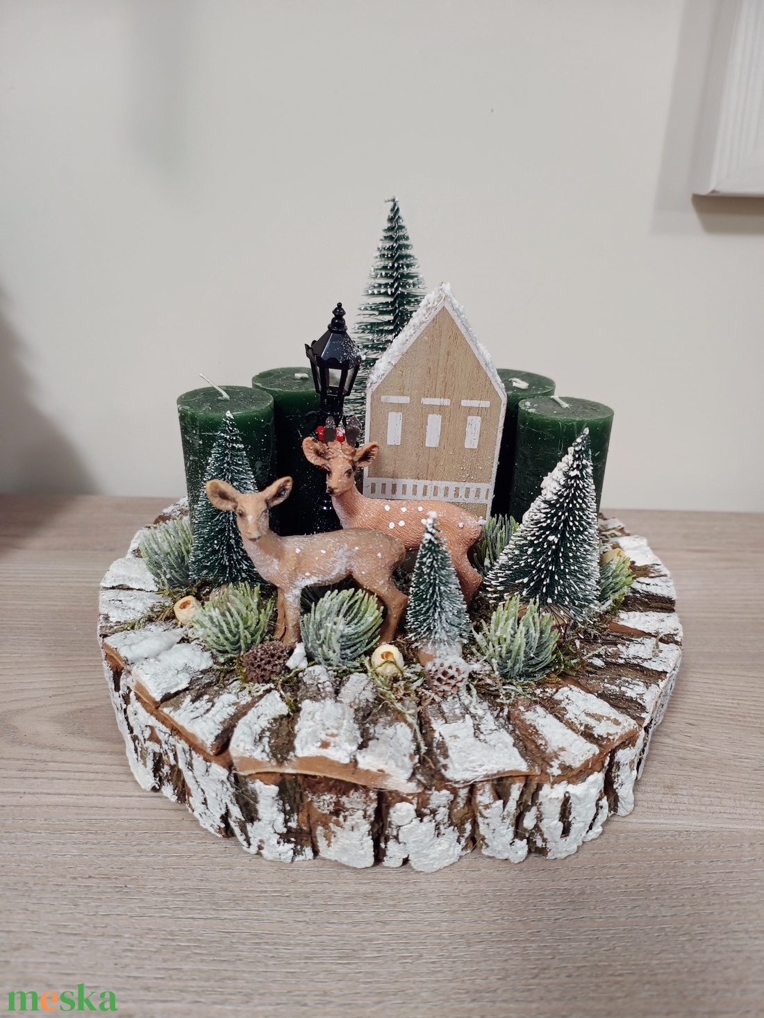 Őzike figurás háncs alapban zöld színvilággal adventi karacsonyi ünnepi asztaldísz koszorú - karácsony - adventi díszek - adventi asztaldísz - Meska.hu