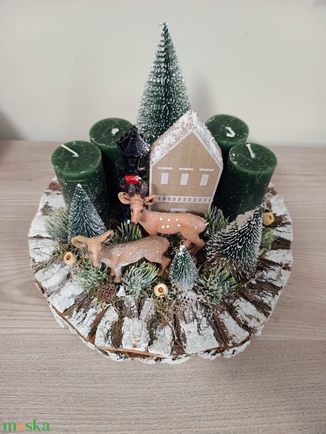 Őzike figurás háncs alapban zöld színvilággal adventi karacsonyi ünnepi asztaldísz koszorú - karácsony - adventi díszek - adventi asztaldísz - Meska.hu