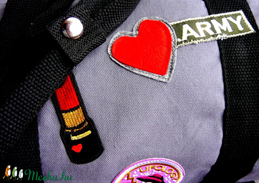 'LOVE army' szaladgálós/ sportos/ mindennapra/bevásárló/válltáska - táska & tok - edzőtáskák - sporttáska - Meska.hu 'LOVE army' szaladgálós/ sportos/ mindennapra/bevásárló/válltáska - táska & tok - edzőtáskák - sporttáska - Meska.hu