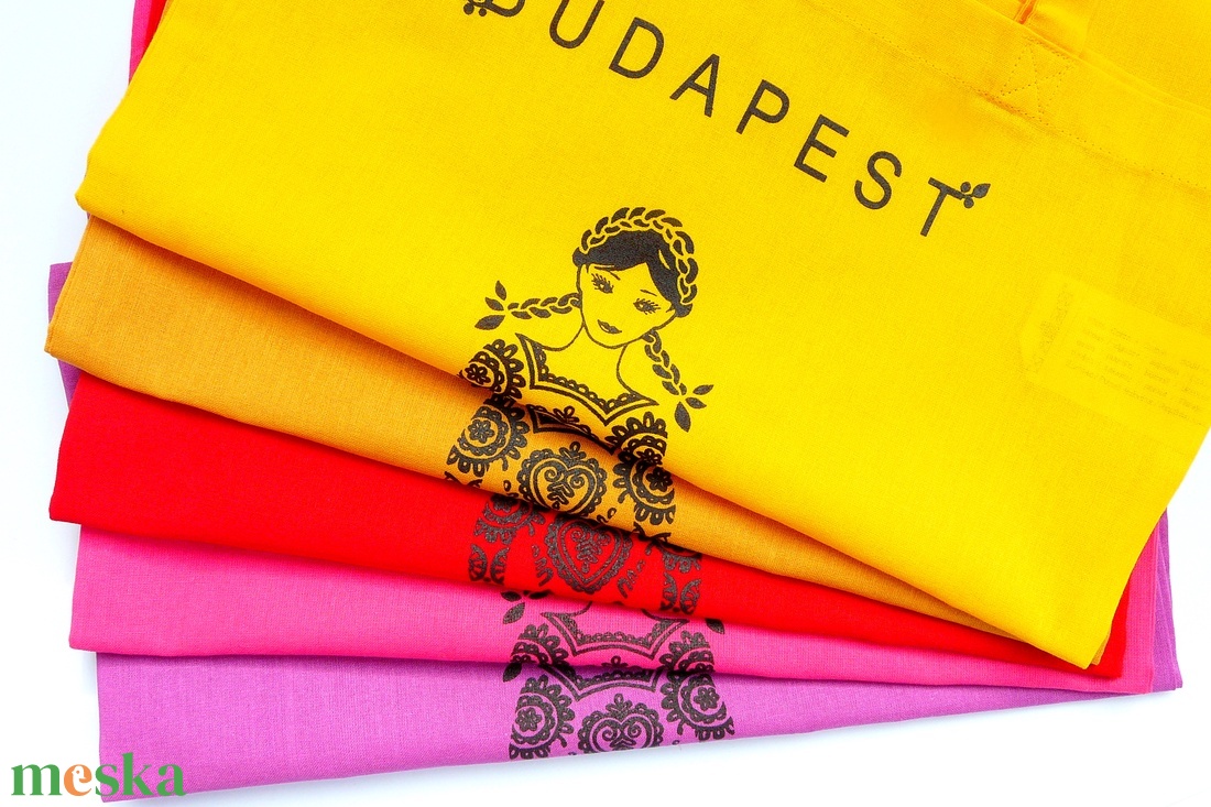 'Menyecske' -Budapest shoppingoló, bevásárló táska- pink, fekete nyomattal - táska & tok - bevásárlás & shopper táska - shopper, textiltáska, szatyor - Meska.hu 'Menyecske' -Budapest shoppingoló, bevásárló táska- pink, fekete nyomattal - táska & tok - bevásárlás & shopper táska - shopper, textiltáska, szatyor - Meska.hu