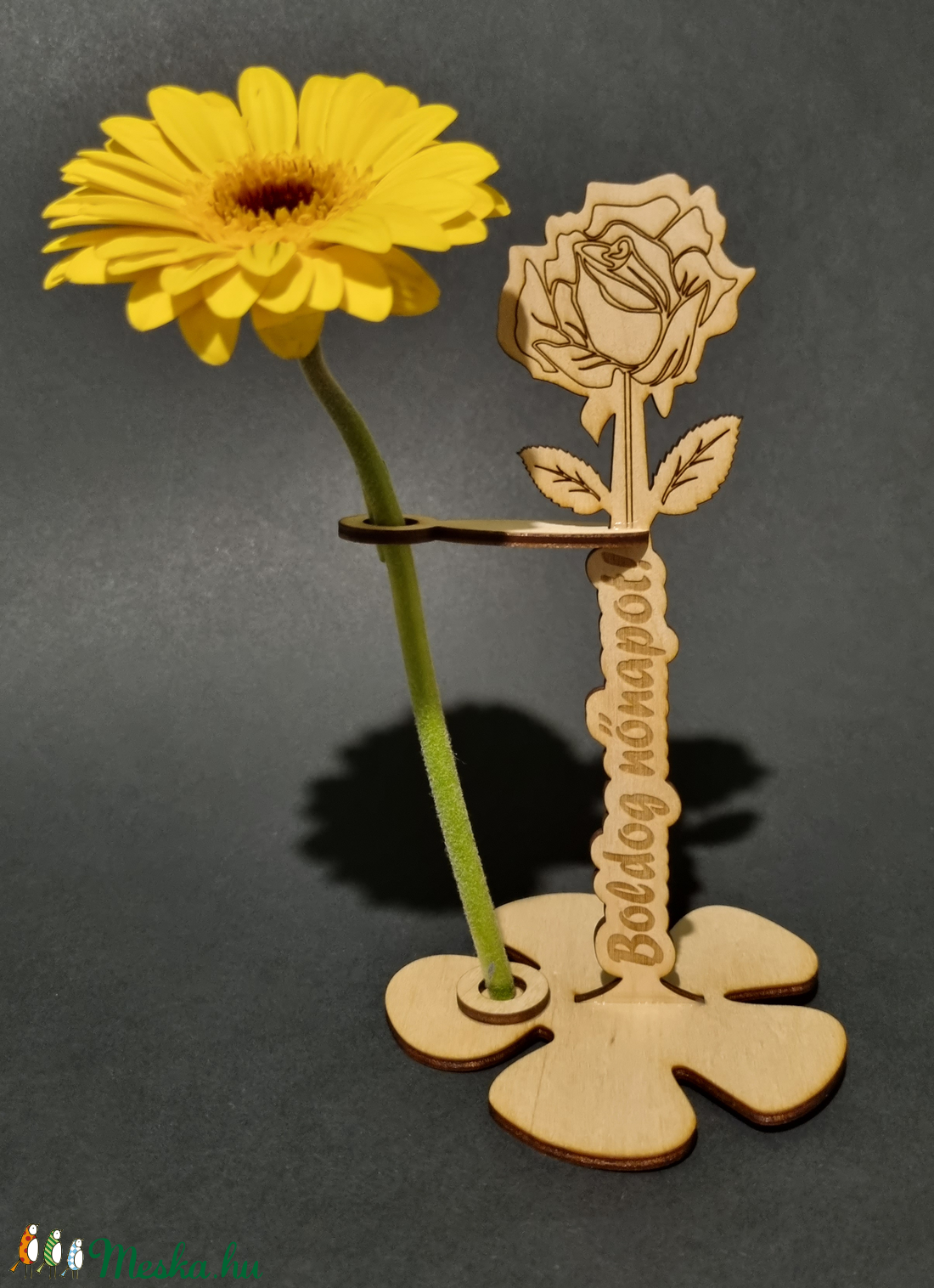 Nőnapi virágtartó - otthon & életmód - dekoráció - dísztárgy - Meska.hu