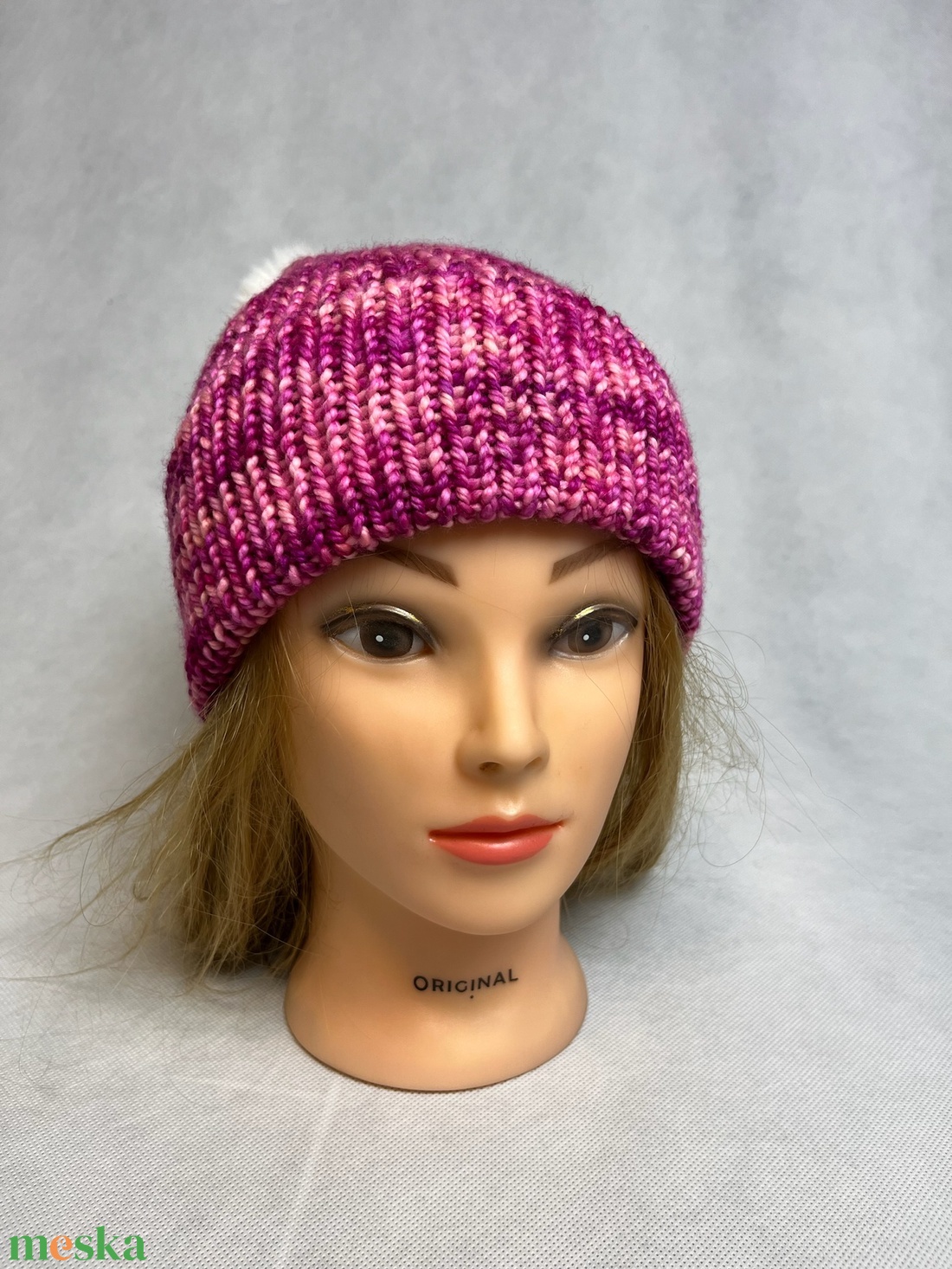 Pink mályva kézzel festett, Kötött EGYED I Merino Gyapjú Sapka levehetö Fehérvári pompommal - ruha & divat - sál, sapka, kendő - sapka - Meska.hu Pink mályva kézzel festett, Kötött EGYED I Merino Gyapjú Sapka levehetö Fehérvári pompommal - ruha & divat - sál, sapka, kendő - sapka - Meska.hu