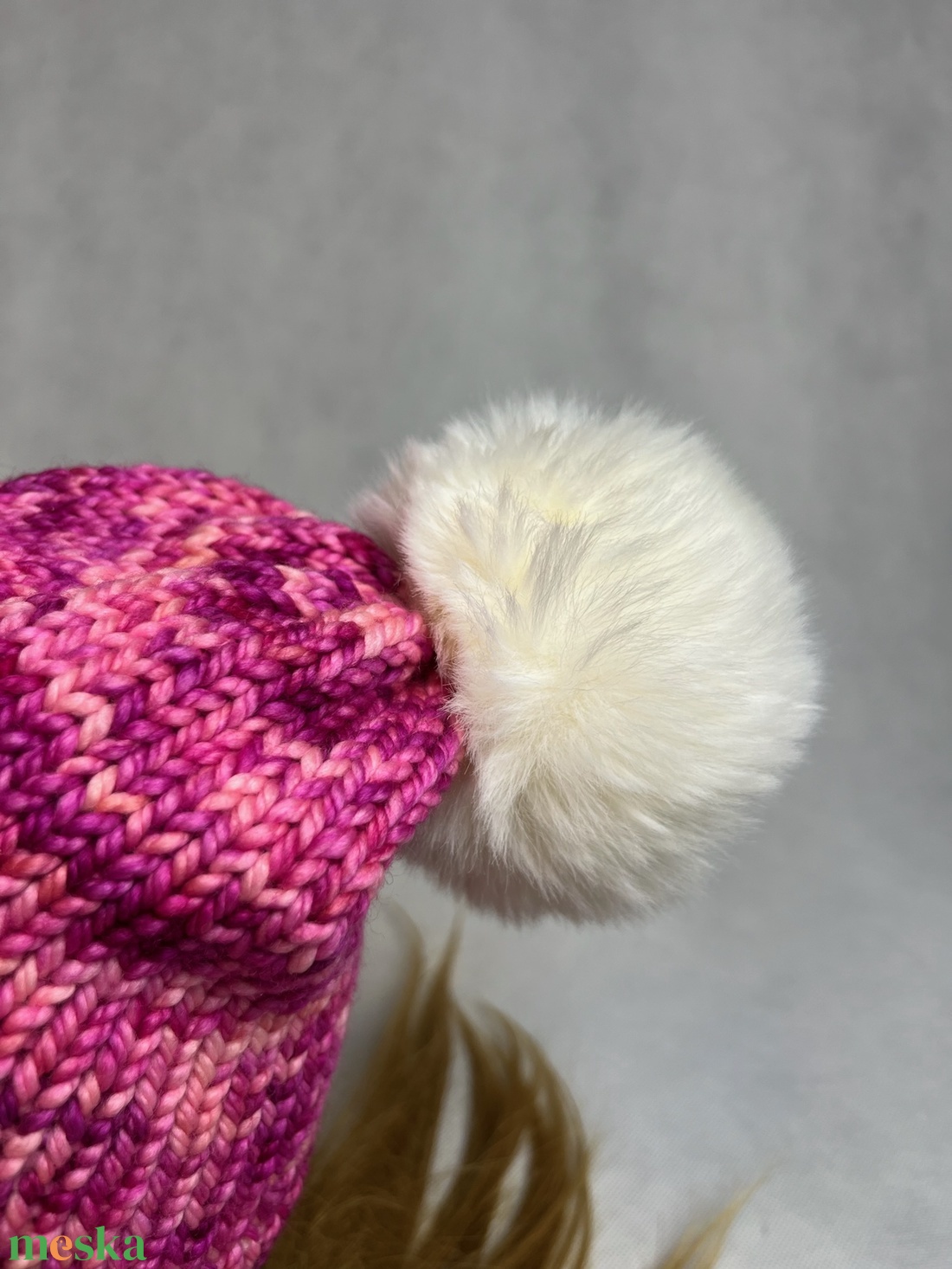 Pink mályva kézzel festett, Kötött EGYED I Merino Gyapjú Sapka levehetö Fehérvári pompommal - ruha & divat - sál, sapka, kendő - sapka - Meska.hu Pink mályva kézzel festett, Kötött EGYED I Merino Gyapjú Sapka levehetö Fehérvári pompommal - ruha & divat - sál, sapka, kendő - sapka - Meska.hu
