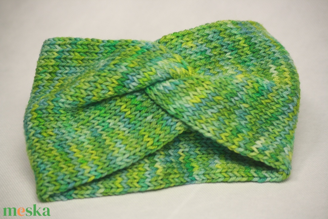 Zöld kék kézzel festett, Kötött Merino Gyapjú egyedi Csavart Fejpánt Fülmelegítő - ruha & divat - sál, sapka, kendő - fejpánt - Meska.hu