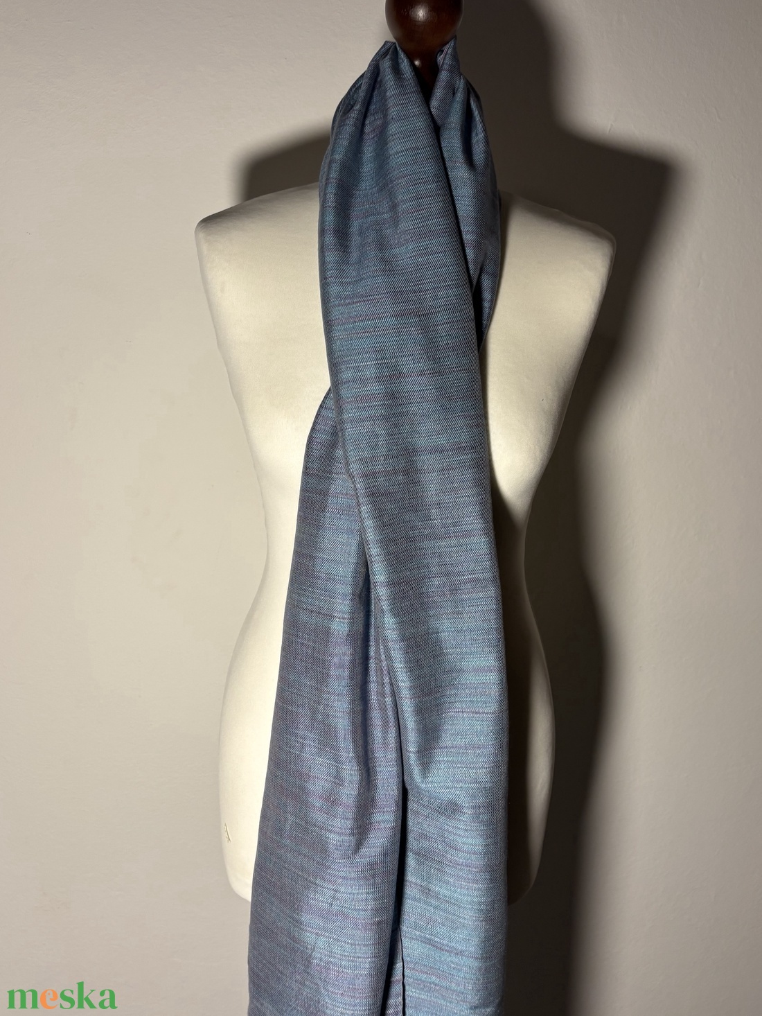 Kézzel szőtt elegáns Kék Selyem Kendő - ruha & divat - sál, sapka, kendő - kendő - Meska.hu Kézzel szőtt elegáns Kék Selyem Kendő - ruha & divat - sál, sapka, kendő - kendő - Meska.hu