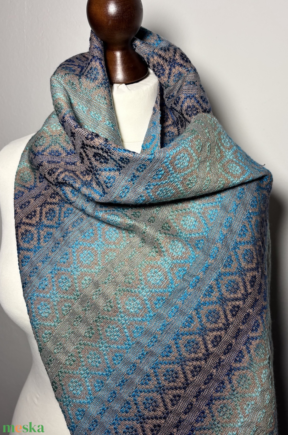 Kézzel szőtt Türkiz Barna színátmenetes Merinó és Selyem Kendő - ruha & divat - sál, sapka, kendő - kendő - Meska.hu