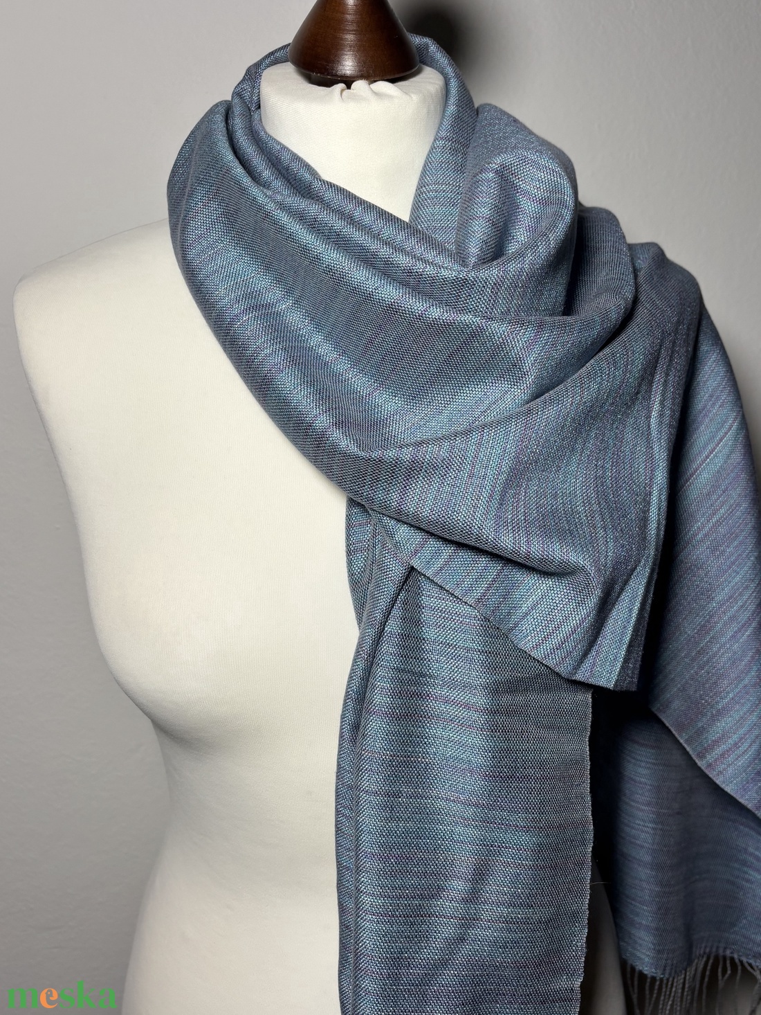 Kézzel szőtt elegáns Kék Selyem Kendő - ruha & divat - sál, sapka, kendő - kendő - Meska.hu Kézzel szőtt elegáns Kék Selyem Kendő - ruha & divat - sál, sapka, kendő - kendő - Meska.hu