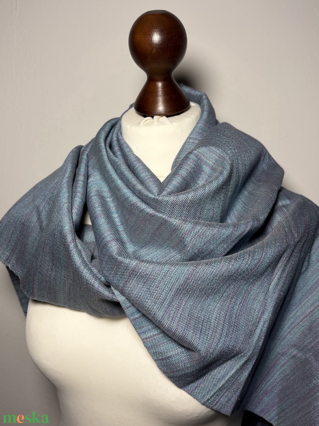 Kézzel szőtt elegáns Kék Selyem Kendő - ruha & divat - sál, sapka, kendő - kendő - Meska.hu Kézzel szőtt elegáns Kék Selyem Kendő - ruha & divat - sál, sapka, kendő - kendő - Meska.hu