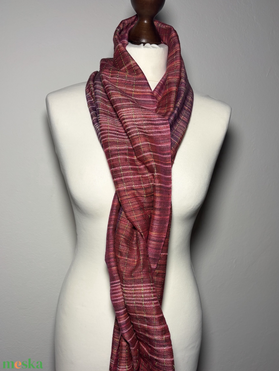 Kézzel szőtt Málna Selyem Kendő - ruha & divat - sál, sapka, kendő - kendő - Meska.hu