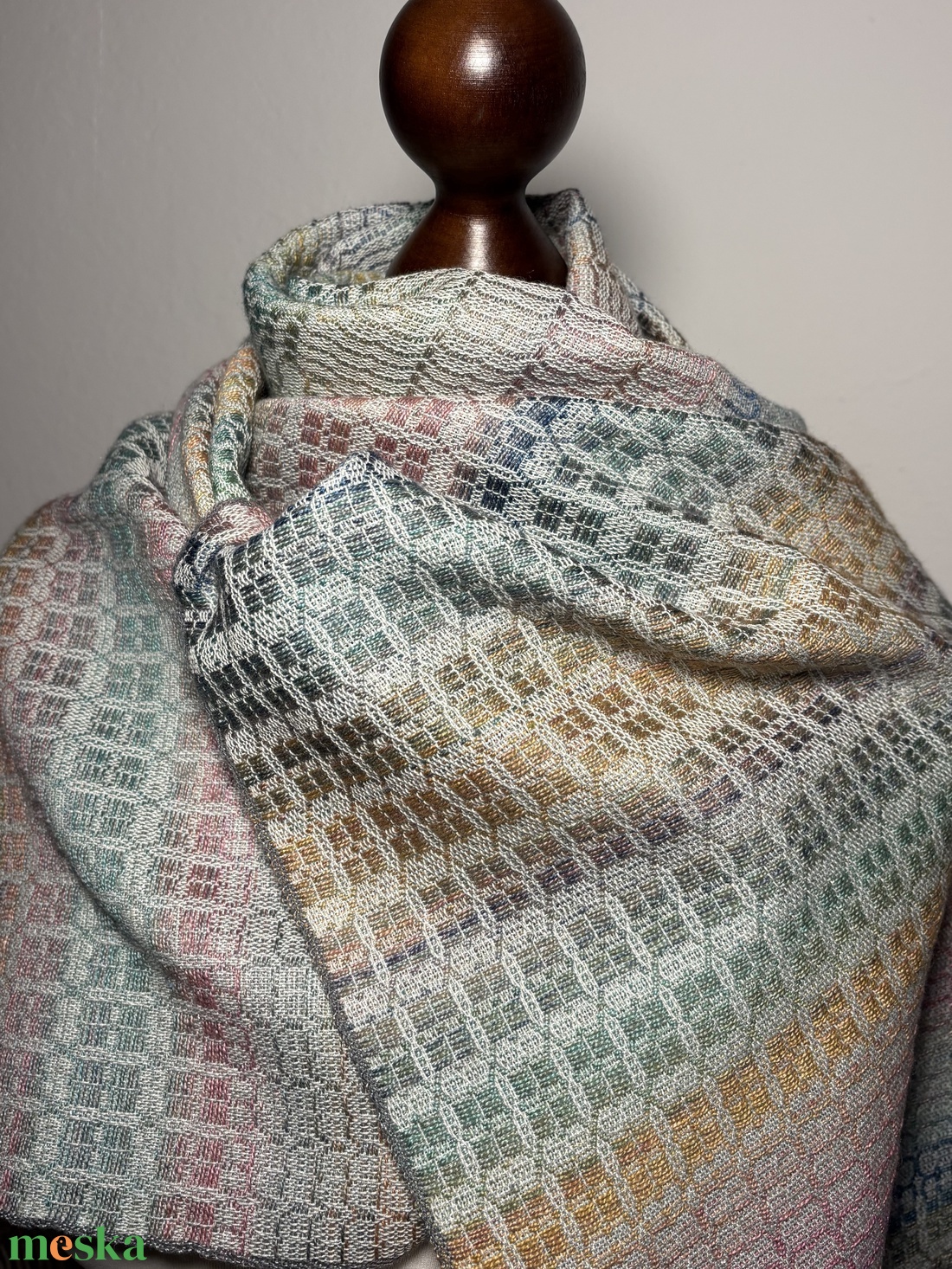 Kézzel szőtt elegáns Szívárvány színátmenetes Teveszr és Selyem Kendő - ruha & divat - sál, sapka, kendő - kendő - Meska.hu