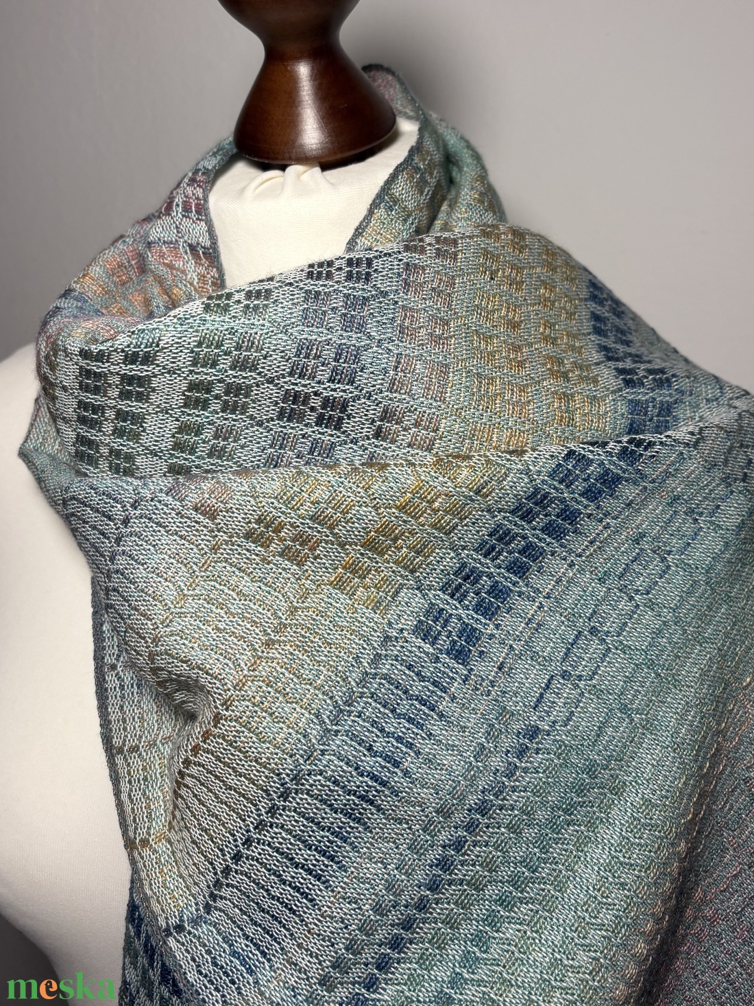 Kézzel szőtt elegáns Szívárvány színátmenetes Teveszr és Selyem Kendő - ruha & divat - sál, sapka, kendő - kendő - Meska.hu