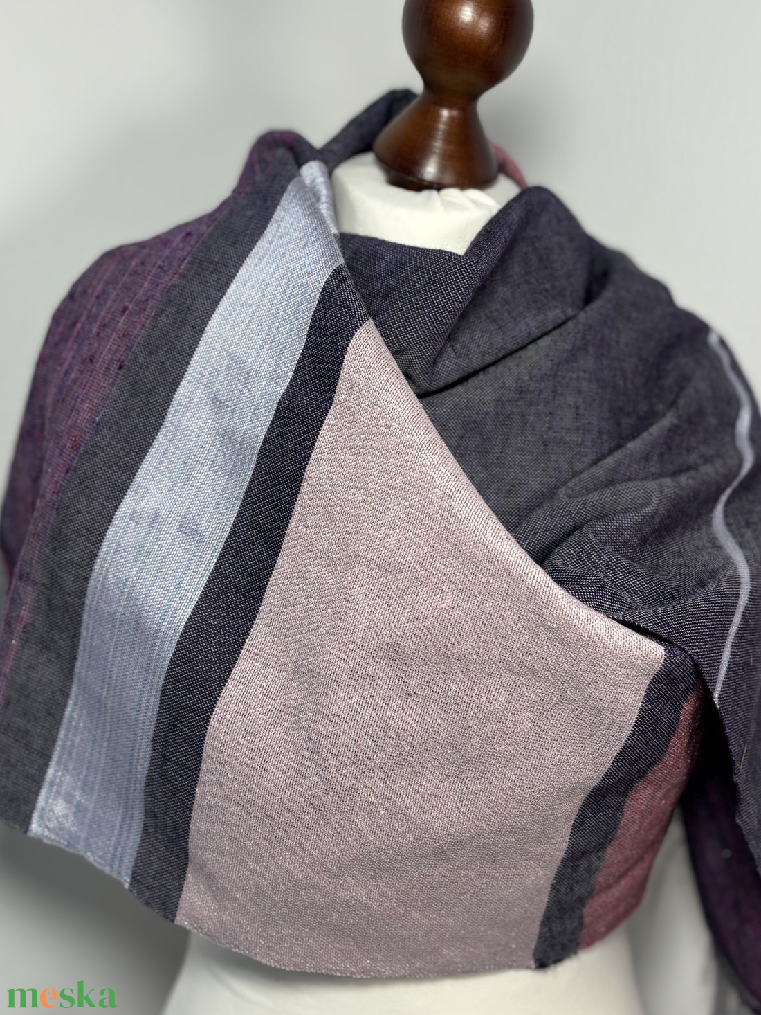 Kézzel Szőtt Merinó�Selyem Kendő Yak Gyapjúval, Lila�Rózsaszín Csíkos Vállkendő, Kézműves Prémium Sál - ruha & divat - sál, sapka, kendő - kendő - Meska.hu