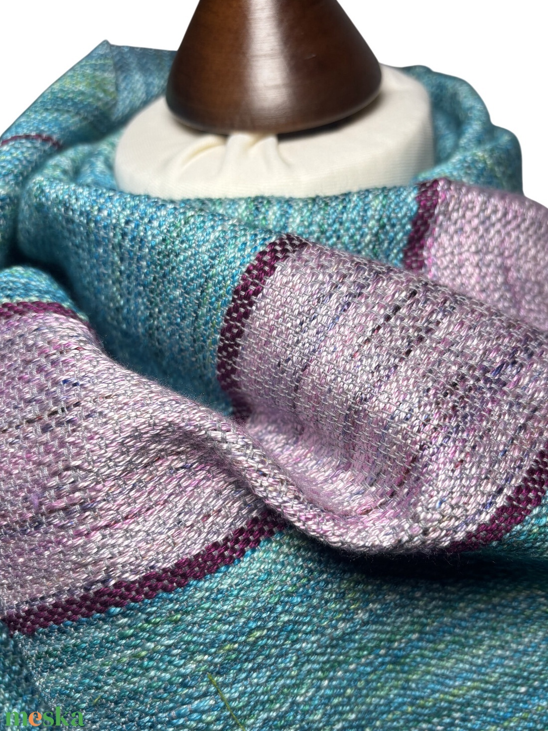 Kézzel szőtt Aszimmetrikus türkiz kendő lila csíkokkal  - ruha & divat - sál, sapka, kendő - kendő - Meska.hu