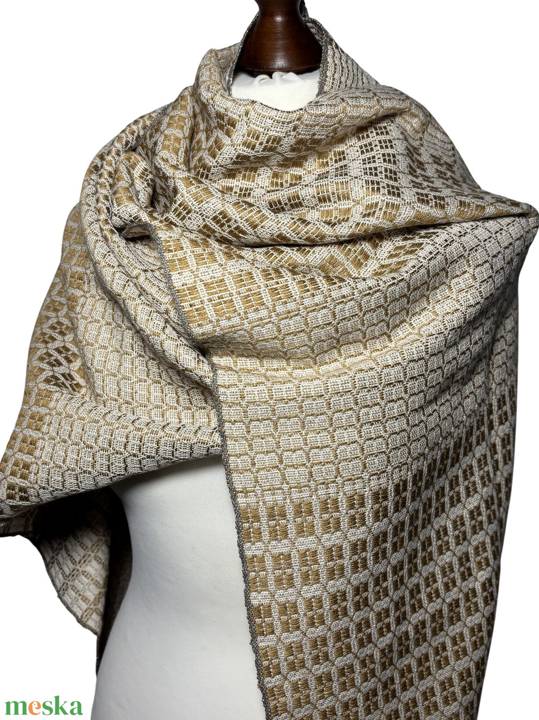 Kézzel szőtt Arany - Fehér Selyem Kendő - ruha & divat - sál, sapka, kendő - kendő - Meska.hu