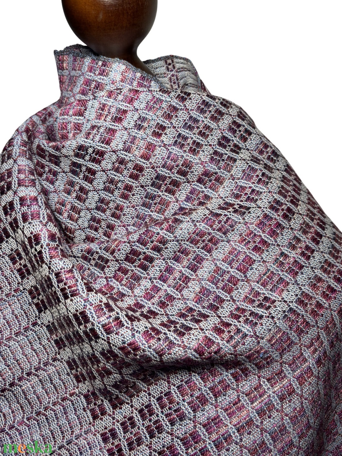 Kézzel Szőtt Lila Merinó Gyapjú és Selyem Kendő, leheletnyi rózsaszínnel - ruha & divat - sál, sapka, kendő - kendő - Meska.hu