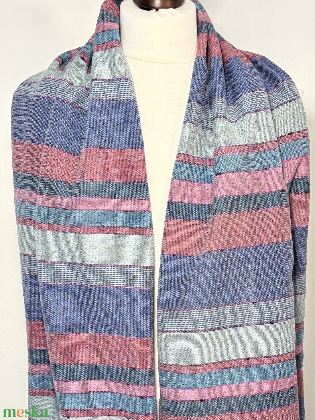 Kézzel szőtt kék, zöld, málna csíkos selyemsál - ruha & divat - sál, sapka, kendő - kendő - Meska.hu