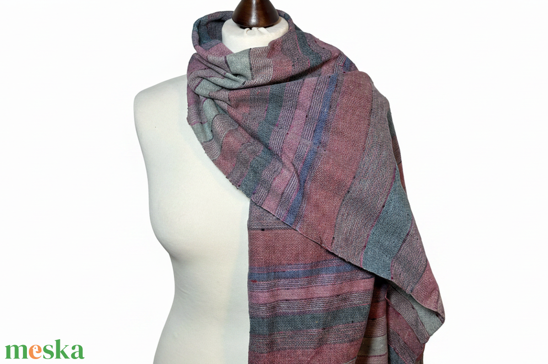 Kézzel szőtt málna, zöldcsíkos selyemsál - ruha & divat - sál, sapka, kendő - stóla - Meska.hu