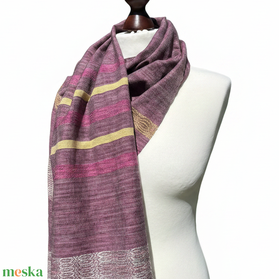 Romantikus, kézzel szőtt merinó�selyem�jak kendő � aszimmetrikus lila sál � egyedi kézműves darab - ruha & divat - sál, sapka, kendő - stóla - Meska.hu