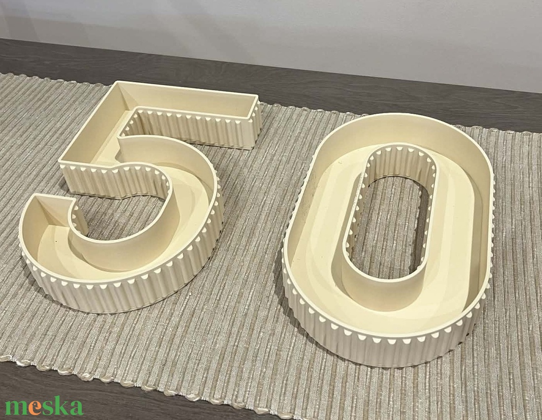 Betű és szám ajándékdoboz - otthon & életmód - dekoráció - fali és függő dekoráció - felirat - Meska.hu