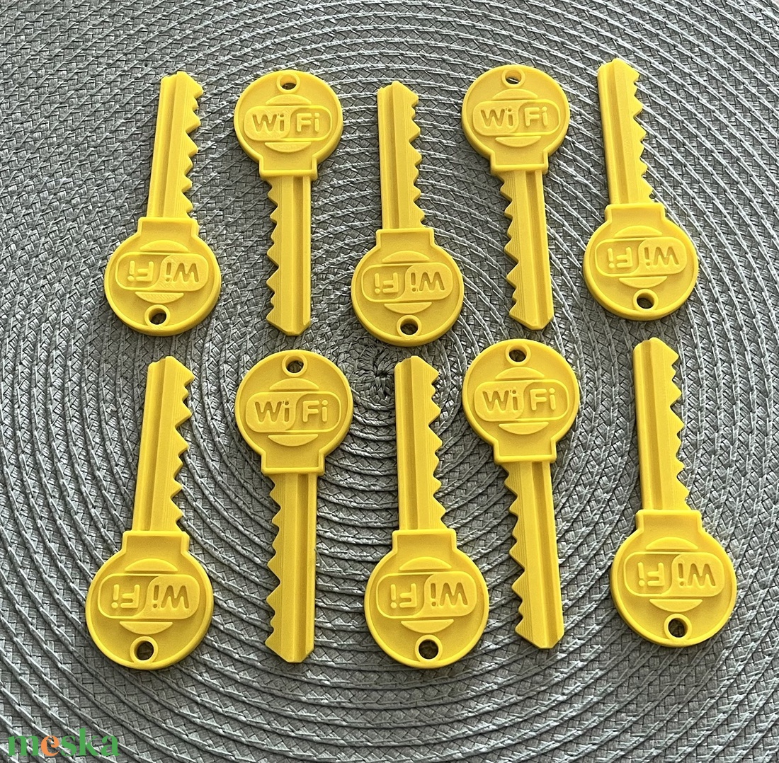 WiFi kulcstartó NFC chippel - automatikus csatlakozás vendégeknek - táska & tok - kulcstartó & táskadísz - kulcstartó - Meska.hu