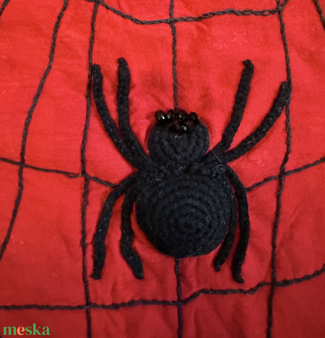 Egyedi, kézzel készített Pókember jelmez � hímzett mintával, horgolt pókkal - upcycling - ruha & divat - jelmez & álarc - jelmez - Meska.hu