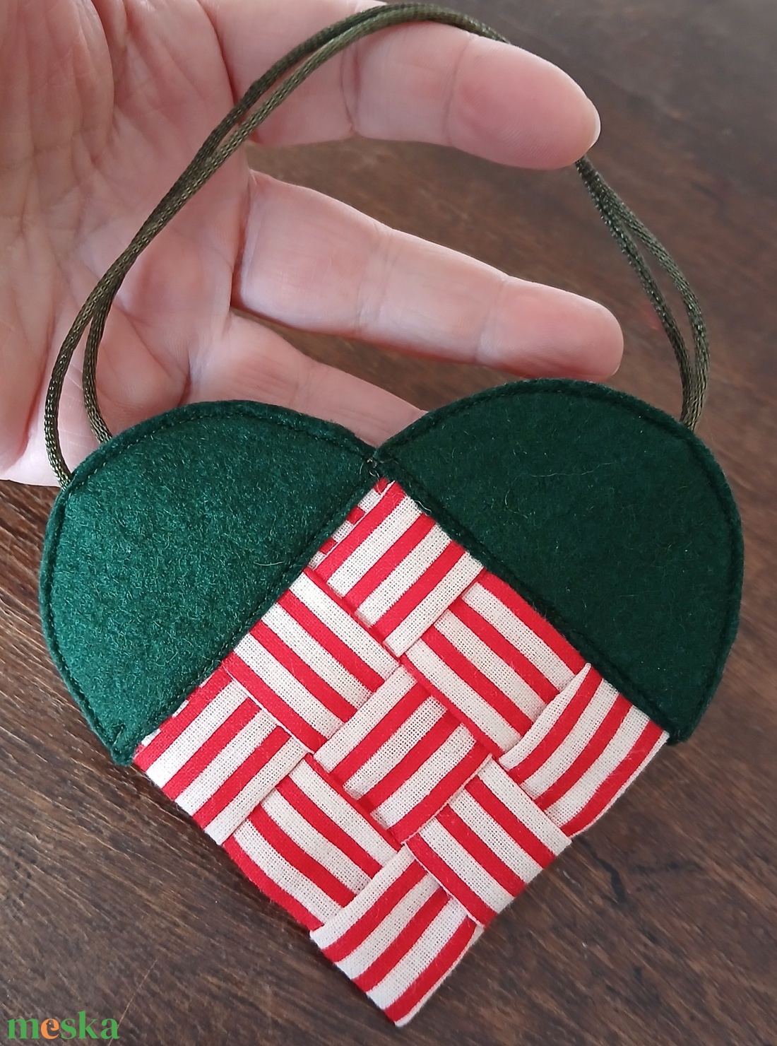 Ajándék kosárka - karácsony - adventi díszek - adventi gyertyadíszek és koszorúdíszek - Meska.hu