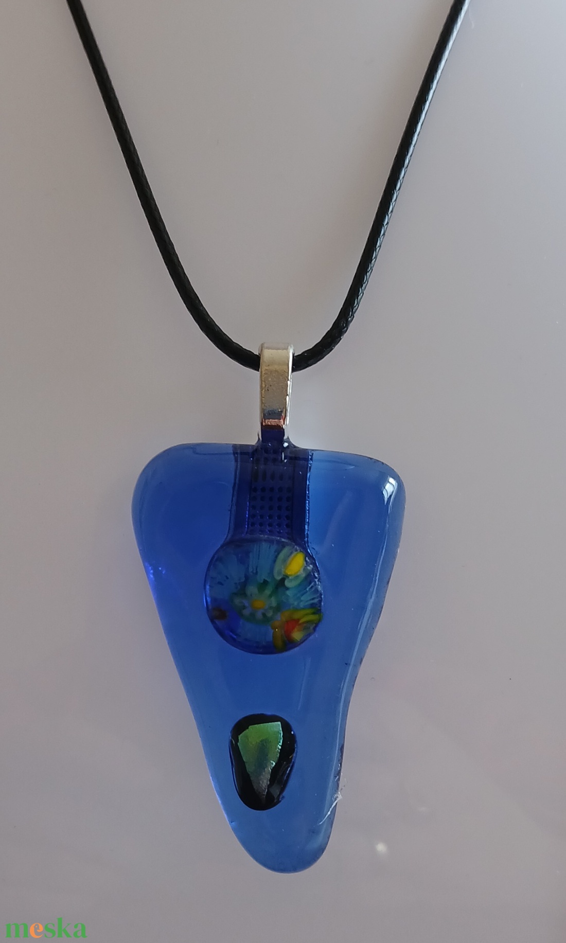Kék háromszög üvegmedál - ékszer - nyaklánc - medál - Meska.hu