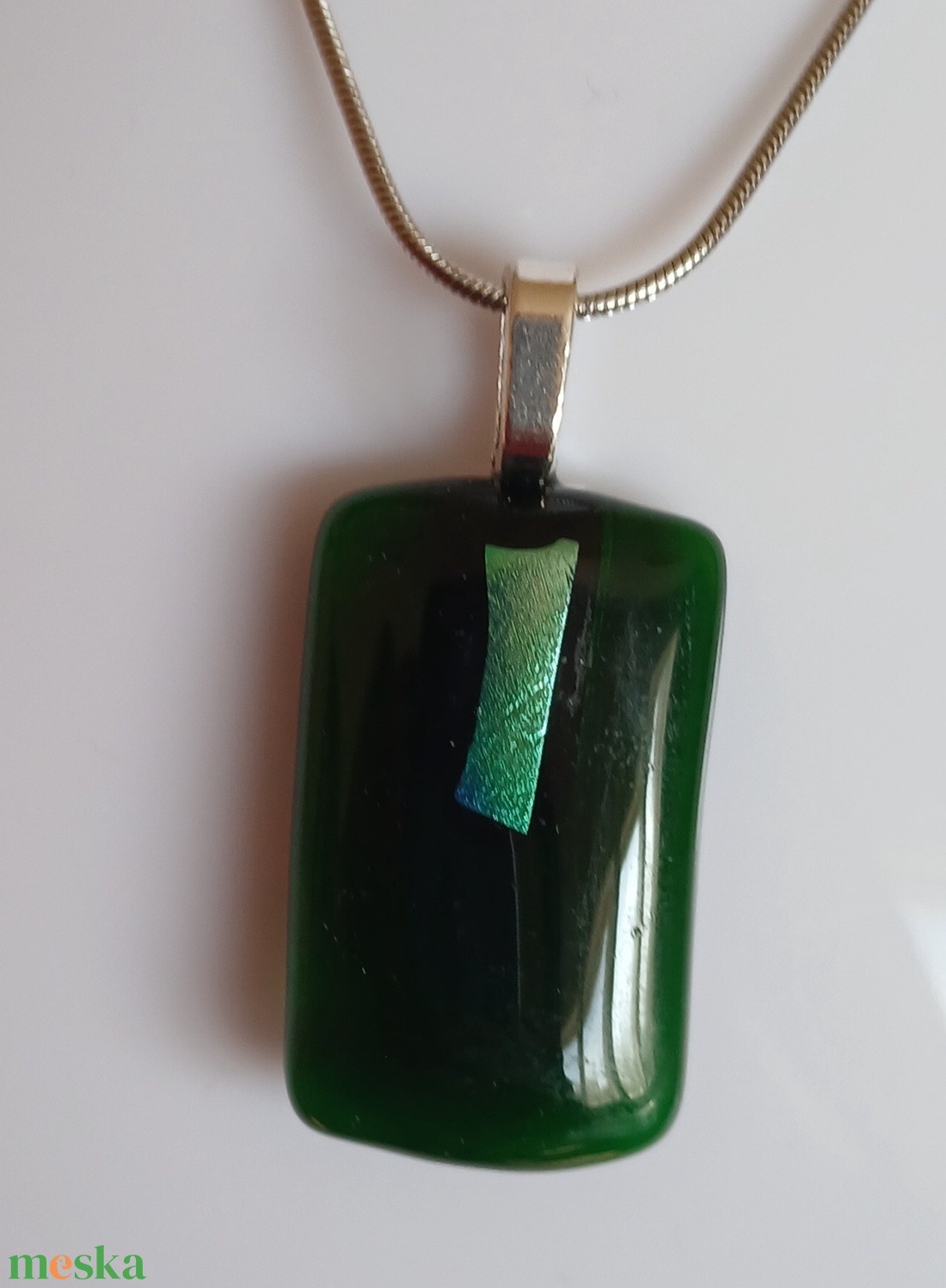 Zöld csillogás üvegmedál - ékszer - nyaklánc - medál - Meska.hu