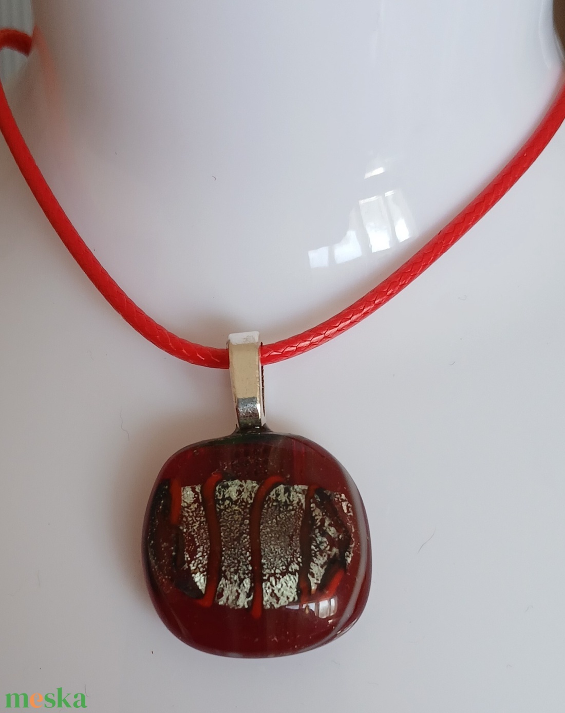 Bordó üvegmedál - ékszer - nyaklánc - medál - Meska.hu