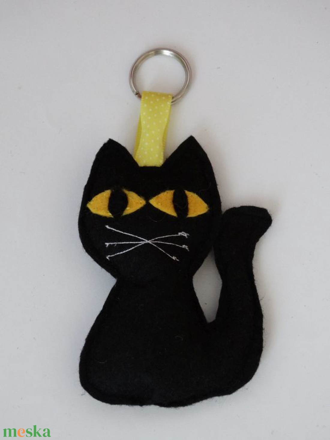 Fekete macska kulcstartó - Cicás kulcstartó - szerencsehozó cica figura  - táska & tok - kulcstartó & táskadísz - kulcstartó - Meska.hu