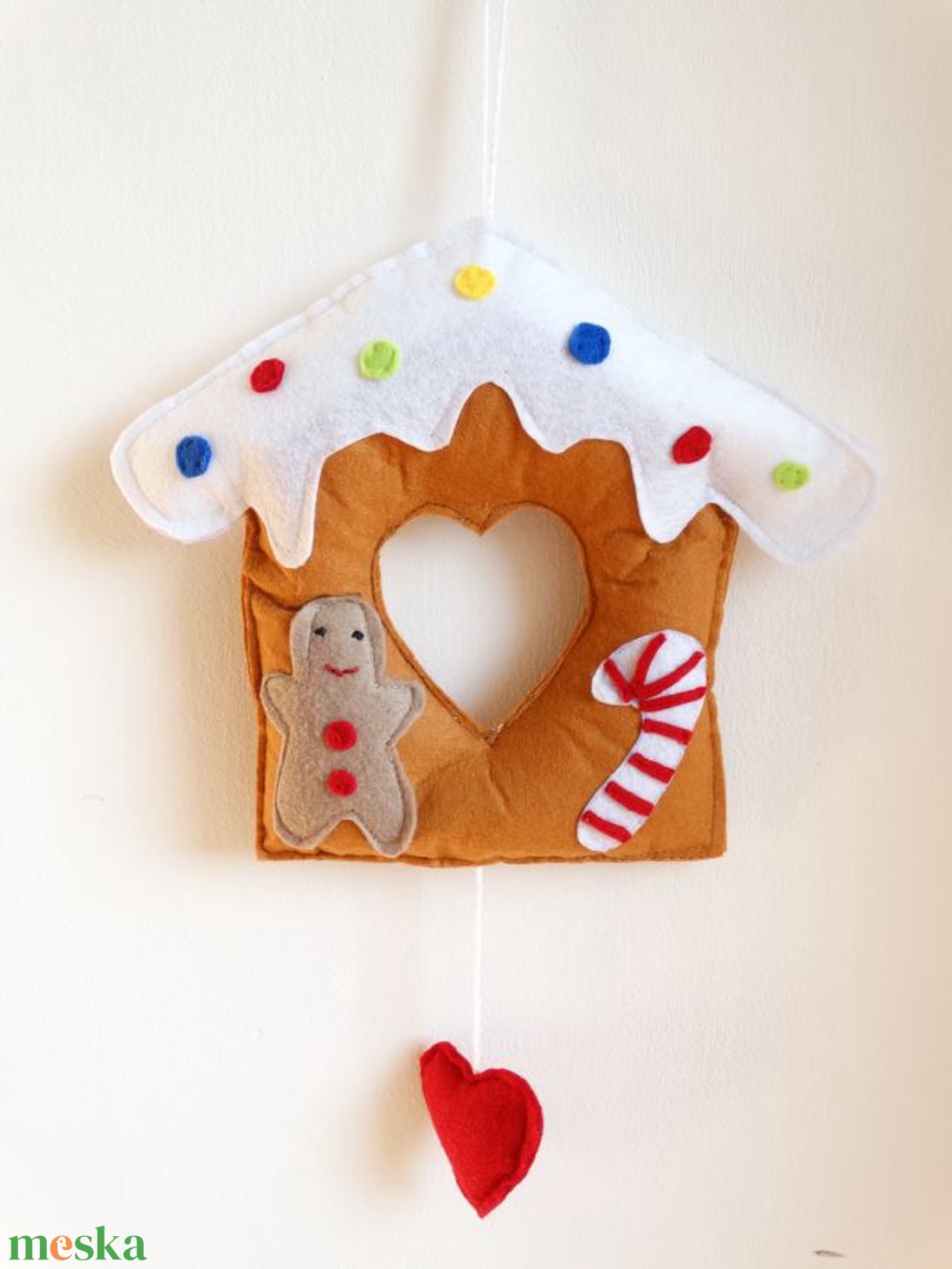 Karácsonyi mézeskalács házikó ajtódísz - Mézes házikó - Mézes ház - Mézi háza - karácsony - karácsonyi lakásdekoráció - karácsonyi lakásdíszek - Meska.hu