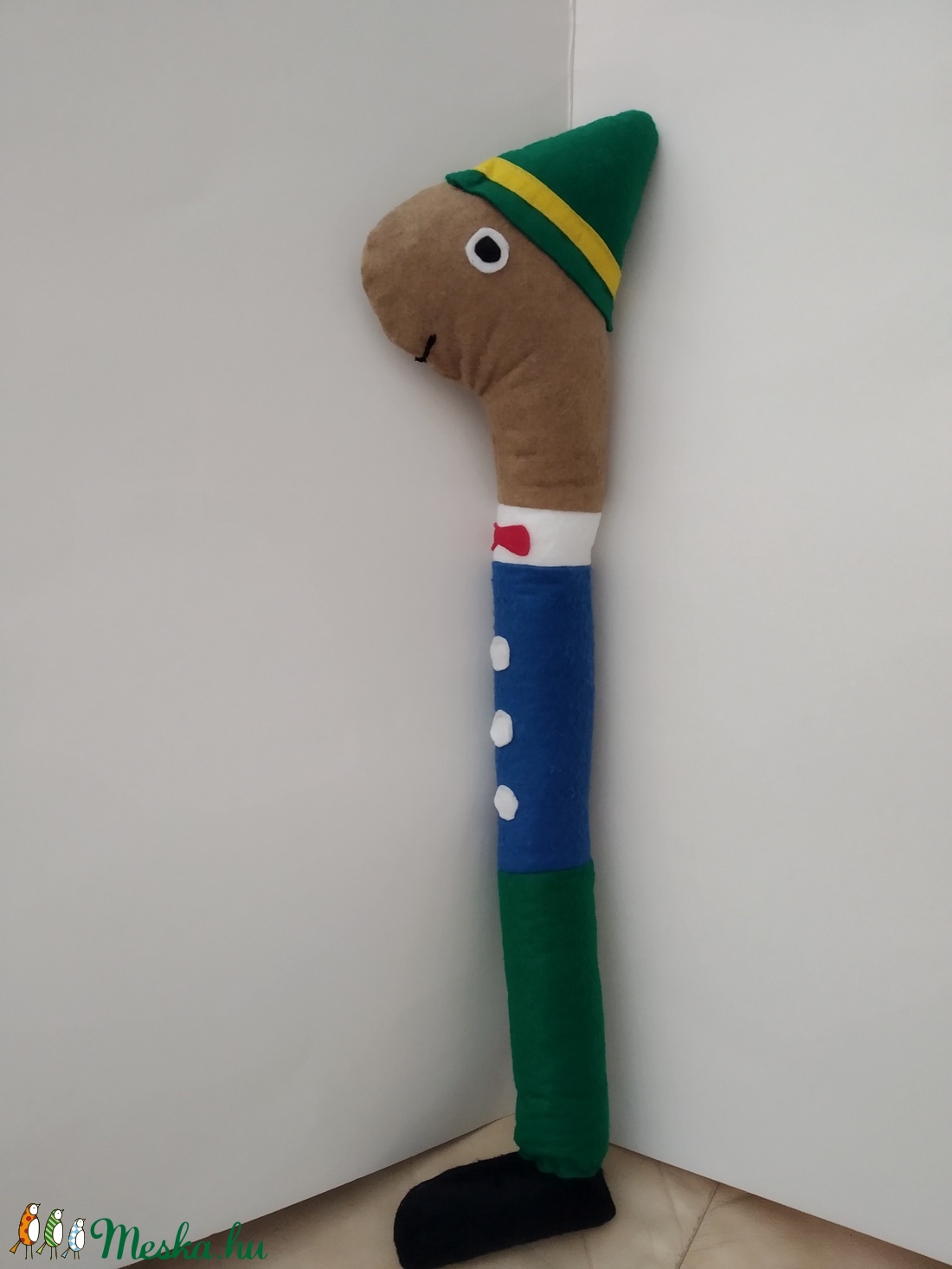 Tekergő, a Tesz-Vesz Városi Kukac - Tesz - Vesz Város lakója - Mesefigura - Tekergő a Kukac - Tekergő földigiliszta -  - Meska.hu