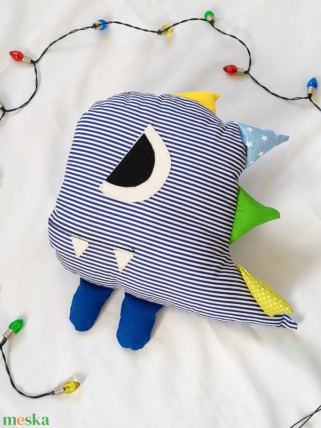Dinoszaurusz párna - Dínós díszpárna - Csíkos Dínó figura - Textil játék - Dínó Textil figura - játék & sport - plüssállat & játékfigura - plüss dínók - Meska.hu
