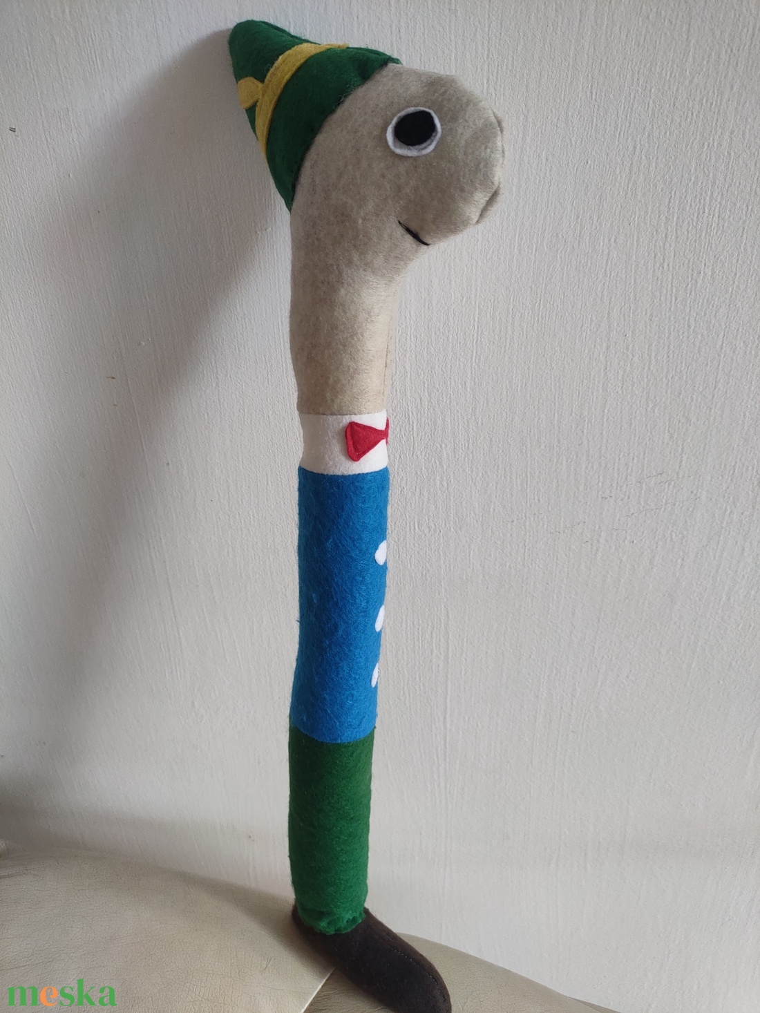 Tekergő, a Tesz-Vesz Városi Kukac - Tesz - Vesz Város lakója - Mesefigura - Tekergő a Kukac - Tekergő földigiliszta - játék & sport - plüssállat & játékfigura - plüss mesefigurák - Meska.hu